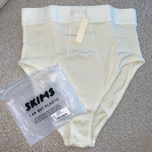 NWT SKIMS Cotton Rib Brief in Bone 🦴